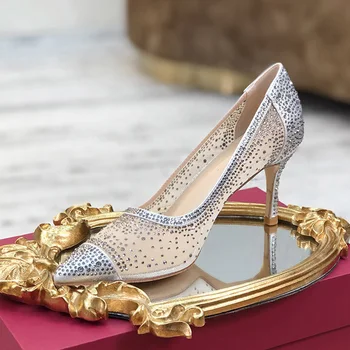 Europene și Americane de moda nou single de femei pantofi de mică adâncime gura pantofi de nunta subliniat cu tocuri de cristal